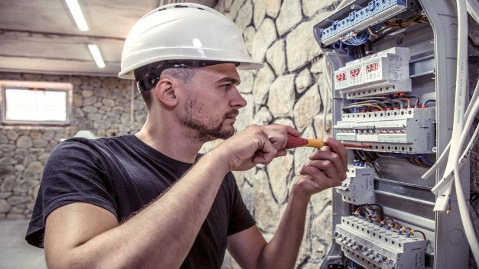 Emergency electrical repairs